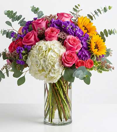Gorgeous Floral Bouquet, Custom Floral Design, Luxurious Flower Arrangements